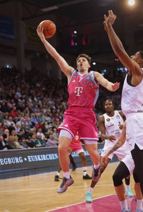 Grayson Murphy Telekom Baskets Bonn vs. Basketball Löwen (Loewen) Braunschweig 29. Speiltag - Saison 2025 26