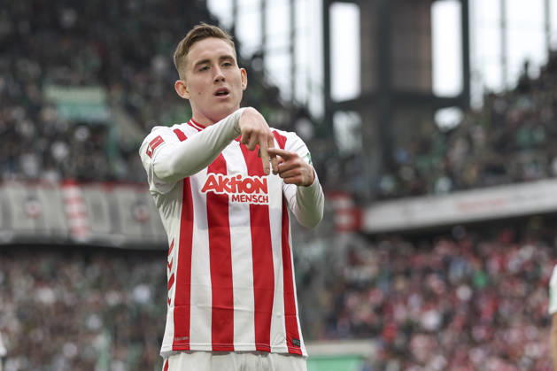 Isak Johannesson (1. FC Köln) Torjubel, jubelt nach seinem Treffer zum 3:1 waehrend des Spiels der Bundesliga zwischen 1. FC Köln und SV Werder Bremen, RheinEnergieSTADION am 12. April 2026 in Köln, Deutschland. (Foto von Oliver Kaelke DeFodi Images) +++ Isak Johannesson (1. FC Köln) celebrates after scoring his team s third goal during the Bundesliga match between 1. FC Köln and SV Werder Bremen at RheinEnergieSTADION on April 12, 2026 in Köln, Germany. (Photo by Oliver Kaelke DeFodi Images) DFL regulations prohibit any use of photographs as image sequences and or quasi-video. (Photo by Oliver Kaelke DeFodi Images) -