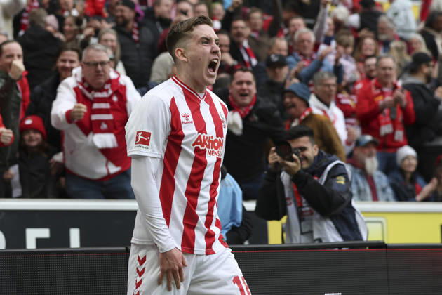 Isak Johannesson (1. FC Köln) Torjubel, jubelt nach seinem Treffer zum 3:1 waehrend des Spiels der Bundesliga zwischen 1. FC Köln und SV Werder Bremen, RheinEnergieSTADION am 12. April 2026 in Köln, Deutschland. (Foto von Oliver Kaelke DeFodi Images) +++ Isak Johannesson (1. FC Köln) celebrates after scoring his team s third goal during the Bundesliga match between 1. FC Köln and SV Werder Bremen at RheinEnergieSTADION on April 12, 2026 in Köln, Germany. (Photo by Oliver Kaelke DeFodi Images) DFL regulations prohibit any use of photographs as image sequences and or quasi-video. (Photo by Oliver Kaelke DeFodi Images) -