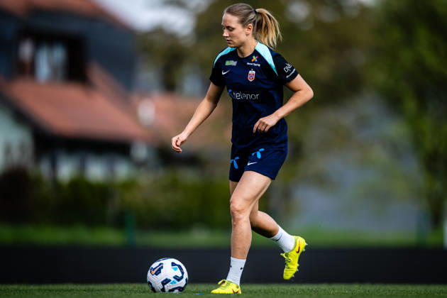 260417 Lisa Naalsund of the Norwegian women™s national football team during a training session on April 17, 2026 in Ptuj. Photo: Marius Simensen BILDBYRAN Cop 238 bbeng dam fifa women s world cup qualifier football fotball fotboll norge norway practice soccer training trening träning Copyright: MARIUSxSIMENSEN BB260417BB194