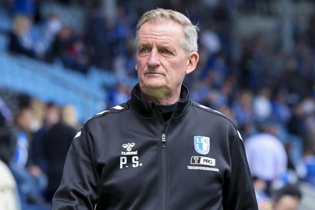 Trainer Petrik Sander (1. FC Magdeburg) schaut, 2. Bundesliga, 1. FC Magdeburg v Fortuna Düsseldorf, Avnet Arena am 18. April 2026 in Magdeburg, Deutschland. (Foto von Marco Steinbrenner DeFodi Images) Trainer Petrik Sander (1. FC Magdeburg) looks on, 2. Bundesliga, 1. FC Magdeburg v Fortuna Düsseldorf, Avnet Arena, April 18, 2026 in Magdeburg, Germany. (Photo by Marco Steinbrenner DeFodi Images) -