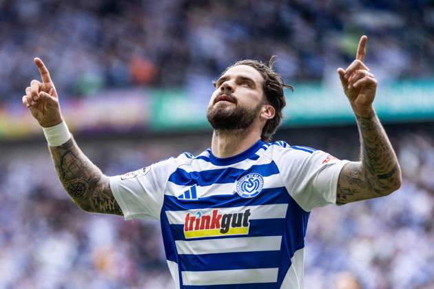 3.Liga: MSV Duisburg - TSG Hoffenheim II; 18.04.2026 MSV Duisburg bejubelt das Tor, 1:0 durch Lex-Tyger Lobinger (MSV Duisburg, 45) 3.Liga: MSV Duisburg - TSG Hoffenheim II; Schauinsland-Reisen-Arena, Duisburg, 18.04.2026 DFB regulations prohibit any use of photographs as image sequences and or quasi video. Copyright: xBEAUTIFULxSPORTS Buriakovx