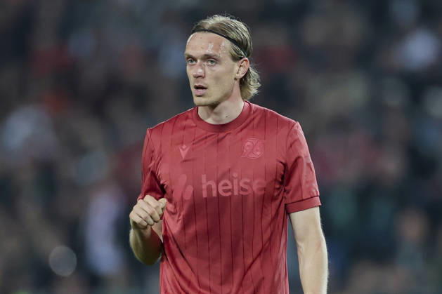 Stefan Teitur Thordarson (Hannover 96) schaut enttaeuscht, 2. Bundesliga, Hannover 96 v SC Paderborn 07, Heinz von Heiden Arena am 18. April 2026 in Hannover, Deutschland. (Foto von Marco Steinbrenner DeFodi Images) Stefan Teitur Thordarson (Hannover 96) looks dejected, 2. Bundesliga, Hannover 96 v SC Paderborn 07, Heinz von Heiden Arena, April 18, 2026 in Hanover, Germany. (Photo by Marco Steinbrenner DeFodi Images) -