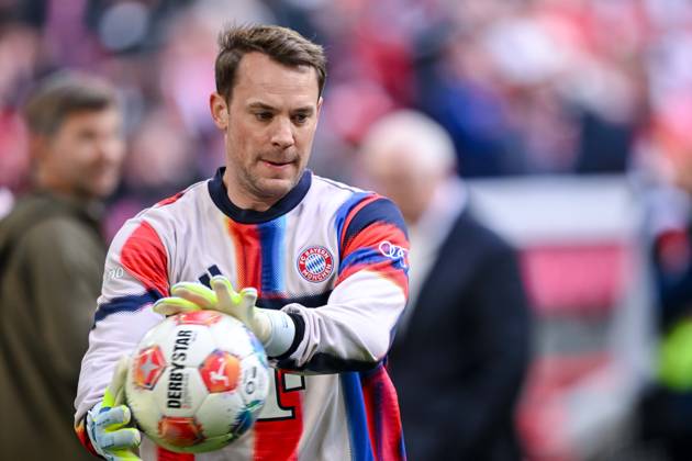 Torwart Manuel Neuer (FC Bayern München) in Aktion, am Ball, Einzelaktion waehrend des spiels der Bundesliga zwischen FC Bayern München und VfB Stuttgart, Allianz Arena am 19. April 2026 in München, Deutschland. (Foto von Harry Langer DeFodi Images) +++ Torwart Manuel Neuer (FC Bayern München) controls the Ball during the Bundesliga match between FC Bayern München and VfB Stuttgart at Allianz Arena on April 19, 2026 in München, Germany. (Photo by Harry Langer DeFodi Images) DFL regulations prohibit any use of photographs as image sequences and or quasi-video. (Photo by Harry Langer DeFodi Images) DFL regulations prohibit any use of photographs as image sequences and or quasi-video. -