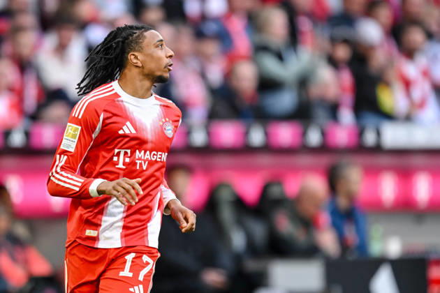 Michael Olise (FC Bayern München) Schaut waehrend des spiels der Bundesliga zwischen FC Bayern München und VfB Stuttgart, Allianz Arena am 19. April 2026 in München, Deutschland. (Foto von Harry Langer DeFodi Images) +++ Michael Olise (FC Bayern München) Looks on during the Bundesliga match between FC Bayern München and VfB Stuttgart at Allianz Arena on April 19, 2026 in München, Germany. (Photo by Harry Langer DeFodi Images) DFL regulations prohibit any use of photographs as image sequences and or quasi-video. (Photo by Harry Langer DeFodi Images) DFL regulations prohibit any use of photographs as image sequences and or quasi-video. -