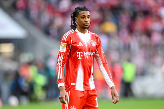 Michael Olise (FC Bayern München) Schaut waehrend des spiels der Bundesliga zwischen FC Bayern München und VfB Stuttgart, Allianz Arena am 19. April 2026 in München, Deutschland. (Foto von Harry Langer DeFodi Images) +++ Michael Olise (FC Bayern München) Looks on during the Bundesliga match between FC Bayern München and VfB Stuttgart at Allianz Arena on April 19, 2026 in München, Germany. (Photo by Harry Langer DeFodi Images) DFL regulations prohibit any use of photographs as image sequences and or quasi-video. (Photo by Harry Langer DeFodi Images) DFL regulations prohibit any use of photographs as image sequences and or quasi-video. -