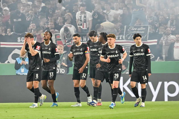 Jubel zum Tor zum 0:1 durch Maximilian Eggestein (SC Freiburg, 08) GER, VfB Stuttgart - SC Freiburg, Fussball, DFB Pokal, Halbfinale, Spielzeit 2025 2026, 23.04.2026 DFB REGULATIONS PROHIBIT ANY USE OF PHOTOGRAPHS AS IMAGE SEQUENCES AND OR QUASI-VIDEO GER, VfB Stuttgart - SC Freiburg, Fussball, DFB Pokal, Halbfinale, Spielzeit 2025 2026, 23.04.2026 Stuttgart Copyright: xEibner-Pressefoto ThomasxHessx EP_THS