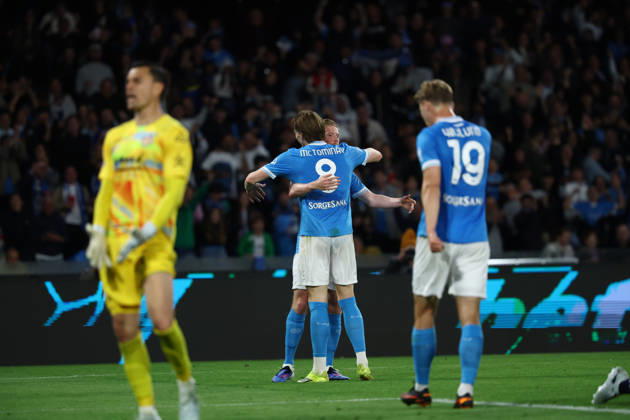 Napoli™s Kevin De Bruyne celebrates after scoring goal 3-0 during the Serie A soccer match between Napoli and Cremonese at the Diego Armando Maradona Stadium in Naples, southern italy - Friday , April 24 , 2026. - Soccer . Copyright: xAlessandroxGarofalo LaPressex
