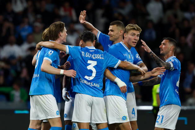 Napoli™s Kevin De Bruyne celebrates after scoring goal 3-0 during the Serie A soccer match between Napoli and Cremonese at the Diego Armando Maradona Stadium in Naples, southern italy - Friday , April 24 , 2026. - Soccer . Copyright: xAlessandroxGarofalo LaPressex