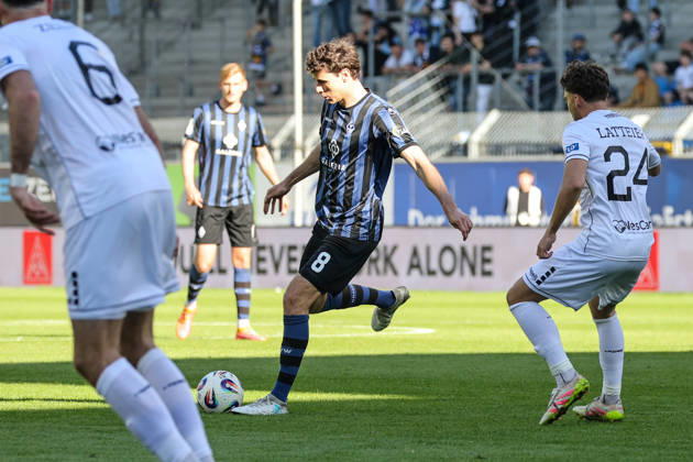 Maximilian Thalhammer (SV Waldhof Mannheim, 8) Fussball: 3. Liga, 35. Spieltag, SV Waldhof Mannheim vs. 1. FC Schweinfurt 05 am 25.04.2026 in Mannheim (Carl-Benz-Stadion), Deutschland Mannheim Carl-Benz-Stadion Deutschland Copyright: xFranzxReindelx