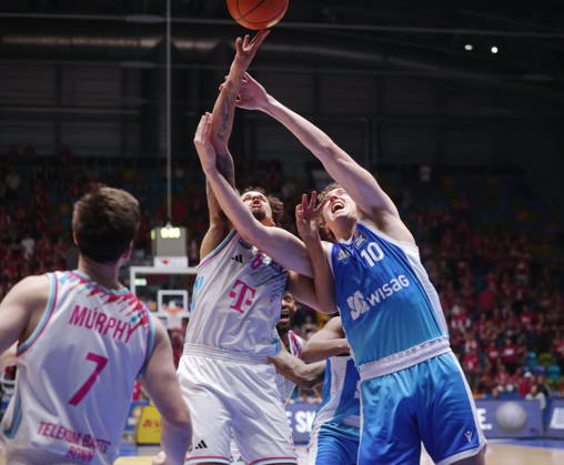 Michael Kessens Telekom Baskets Bonn vs. Frankfurt Skyxliners 32. Speiltag - Saison 2025 26