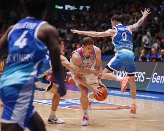 Patrick Heckmann Telekom Baskets Bonn vs. Frankfurt Skyxliners 32. Speiltag - Saison 2025 26
