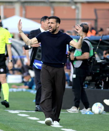 Foto IPP Albano Angilletta Como 02 05 2026 Calcio Campionato di serie A 2025 2026 Como - Napoli 0-0 nella foto: Cesc Fabregas allenatore del Como Italy Photo Press World Copyright italy ITALY Copyright: xR4924_italyphotopressx