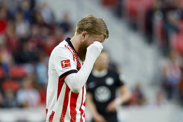 Niklas Beste (SC Freiburg, 19) , Deutschland, Fussball, 1. Bundesliga, 32.Spieltag, 2025 2026, SC Freiburg vs. VfL Wolfsburg, 03.05.2026, Freiburg im Breisgau Europa-Park Stadion Deutschland Copyright: xGrantxHubbsx