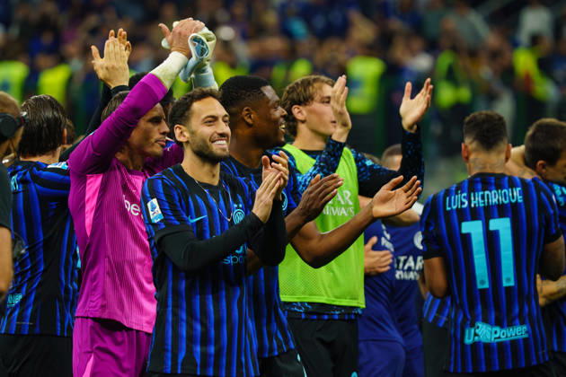FC Internazionale v Parma Calcio 1913 - Serie A Hakan Calhanoglu of FC Internazionale celebrates winning the 21st scudetto during the Italian Serie A football match between FC Internazionale and Parma Calcio 1913 at Giuseppe Meazza Stadium in Milan, Italy, on May 3, 2026. Milano Italy Italy Copyright: xLucaxRossinix originalFilename:rossini-fcintern260503_npYA0