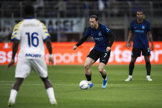 FC Internazionale v Parma Calcio - Serie A Piotr Zielinski of FC Internazionale in action during the Serie A football match between FC Internazionale and Parma Calcio. Milan Italy Copyright: xNicolòxCampox