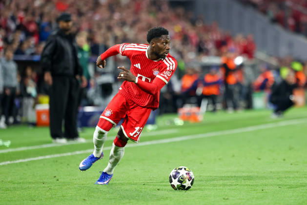 Alphonso Davies (FC Bayern Muenchen, 19) mit Ball, GER, FC Bayern Muenchen vs. Paris St. Germain, Fussball, UEFA Champions League, Halbfinale, Rueckspiel, Saison 2025 2026, 06.05.2026, GER, FC Bayern Muenchen vs. Paris St. Germain, Fussball, UEFA Champions League, Halbfinale, Rueckspiel, Saison 2025 2026, 06.05.2026 Muenchen Copyright: xEibner-Pressefoto JennixMaulx EP_JML