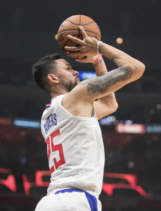 October 24, 2017 - Los Angeles, California, U.S - Austin Rivers 25 of the Los Angeles Clippers goes for a shot during their regular season NBA, Basketball Herren, USA game against the Utah Jazz on Tuesday October 24, 2017 at the Staples Center in Los Angeles, California. Clippers defeats Jazz, 102-84. Copyright: xJavierxRojasx