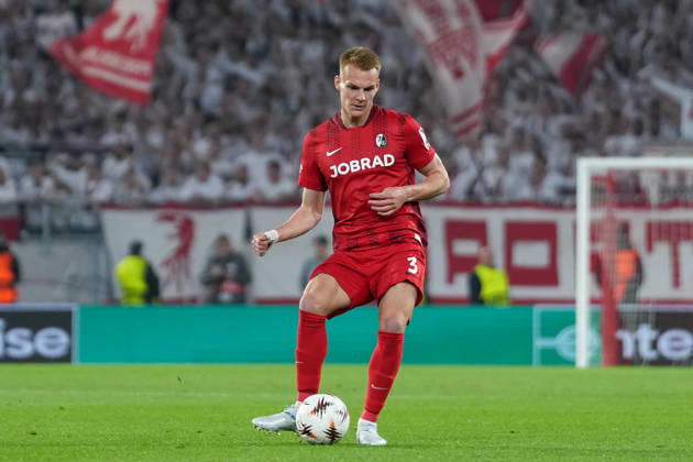 Philipp Lienhart (SC Freiburg, 03) am Ball , Deutschland, Fussball, UEFA Europa League, Halbfinale, Rückspiel, 2025 2026, SC Freiburg vs. SC Braga, 07.05.2026, Europa-Park Stadion, Freiburg Freiburg Europa-Park Stadion Baden-Württemberg Deutschland Copyright: xArnexAmbergx