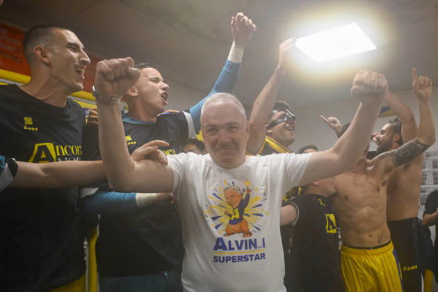 Frosinone s head coach Massimiliano Alvini during the Serie BKT soccer match between Frosinone and Mantova at the Frosinone™s Benito Stirpe stadium, Italy - Friday, May 08, 2026 - Soccer ( Photo by Fabrizio Corradetti LaPresse ) Copyright: xFabrizioxCorradetti LaPressex