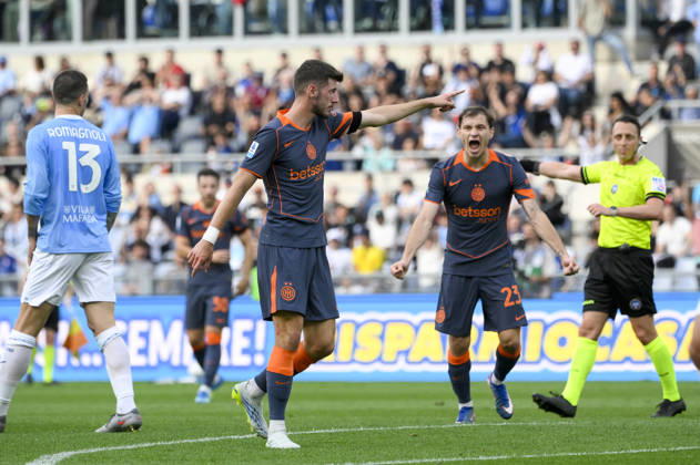 Inter Milan™s Petar Sucic celebrates after scoring the goal 0-2 during the Serie A Enilive soccer match between SS Lazio and Inter - FC Internazionale at the Rome s Olympic stadium, Italy - Saturday, May 09, 2026. - Soccer. Copyright: xFabrizioxCorradetti LaPressex