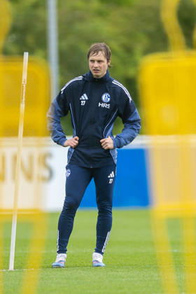 14.05.2026, Fussball, Training des FC Schalke 04. Finn Porath (FC Schalke 04). Gelsenkirchen Trainingsgelände FC Schalke 04 NRW Deutschland xRHR-FOTO YYx Copyright: RHR-FOTOx RHR-FOTO YY