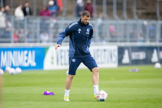 14.05.2026, Fussball, Training des FC Schalke 04. Edin Dzeko (FC Schalke 04). Gelsenkirchen Trainingsgelände FC Schalke 04 NRW Deutschland xRHR-FOTO YYx Copyright: RHR-FOTOx RHR-FOTO YY