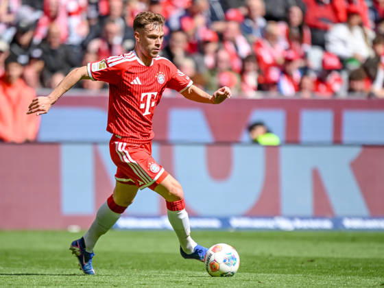 Joshua Kimmich (FC Bayern München) in Aktion, am Ball, Einzelaktion waehrend des spiels der Bundesliga zwischen FC Bayern München und 1. FC Köln, Allianz Arena am 16. May 2026 in München, Deutschland. (Foto von Harry Langer DeFodi Images) +++ Joshua Kimmich (FC Bayern München) controls the Ball during the Bundesliga match between FC Bayern München and 1. FC Köln at Allianz Arena on May 16, 2026 in München, Germany. (Photo by Harry Langer DeFodi Images) DFL regulations prohibit any use of photographs as image sequences and or quasi-video. (Photo by Harry Langer DeFodi Images) DFL regulations prohibit any use of photographs as image sequences and or quasi-video. -