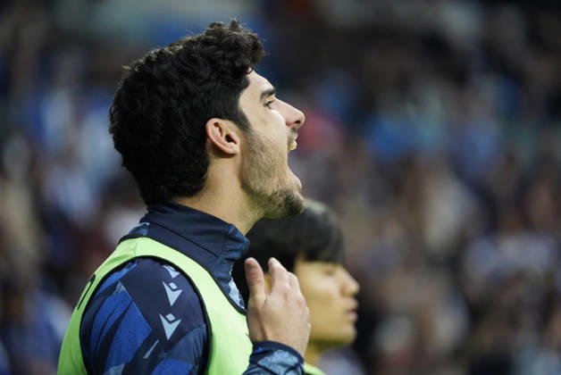Goncalo Guedes of Real Sociedad seen during LaLiga EA Sports game between teams of Real Sociedad and Valencia CF (Mickael Ducint Ball Raw Images) San Sebastian Estadio Anoeta Spain Copyright: xMickaelxDucintx mickaelducint_RealSociedad_ValenciaCF164