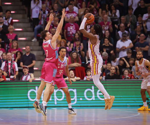 Grayson Murphy Telekom Baskets Bonnvs. Fitness First Würzburg Baskets Playoffs Viertelfinale Spiel 2 - Saison 2025 26