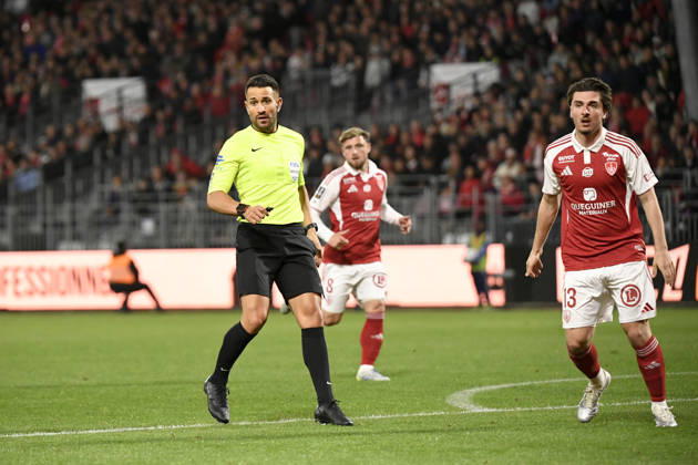 Stade Brestois 29 v Angers SCO - Ligue 1 McDonald s 2025 2026 Mathieu VERNICE (ARBITRE) during the Ligue 1 McDonald s match between Brest and Angers at Stade Francis Le Ble on May 17, 2026 in Brest, France. Brest France Copyright: xEwenxGavetx 776348400
