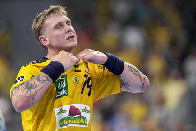 Edwin Aspenbäck (RNL, 78), Spieler der Rhein-Neckar-Löwen, Einzelbild, Einzelfoto, Aktion, Action, enttäuscht schauend, Enttäuschung, Frustration, disappointed, pessimistisch, 24.05.2026, Mannheim (Deutschland), Handball, Bundesliga, Rhein-Neckar Löwen - SC Magdeburg