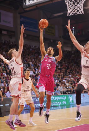 Joel Aminu Telekom Baskets Bonn vs. FC Bayern München (Muenchen) Basketball Playoffs Halbfinale Spiel 3 - Saison 2025 26