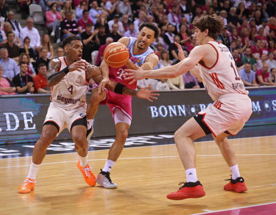 Joel Aminu Telekom Baskets Bonn vs. FC Bayern München (Muenchen) Basketball Playoffs Halbfinale Spiel 3 - Saison 2025 26