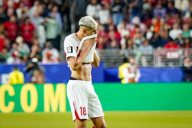 USA: Fußball FIFA World Cup, WM, Weltmeisterschaft, Fussball 2026 Gruppenphase Gruppe D Türkei vs Paraguay Levi™s Stadium (Santa Clara, San Francisco Bay Area, Santa Clara County, Kalifornien): Kaan AYHAN (Turkey 18) Enttäuschung, Trauer, vergebene Torchancen, Niederlage, Geste, Gestik, Emotion Copyright: xJOERANxSTEINSIEKx