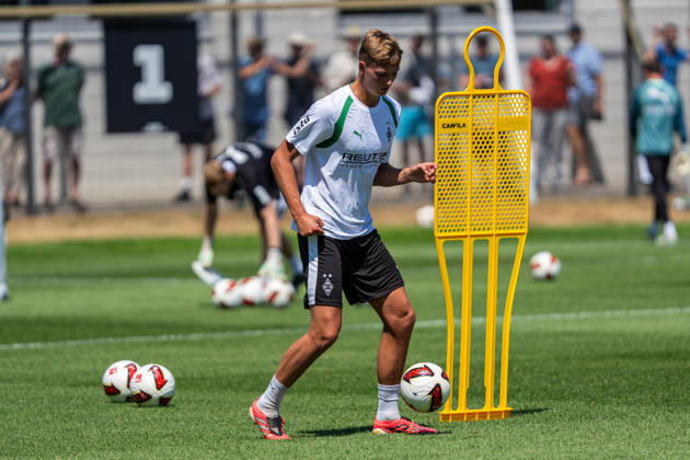 Jan Leszczynski (Borussia Moenchengladbach, 05) Trainingsauftakt VfL Borussia Moenchengladbach, Fussball, 1. Bundesliga, Saison 2026 2027, 12.07.2026 DFL REGULATIONS PROHIBIT ANY USE OF PHOTOGRAPHS AS IMAGE SEQUENCES AND OR QUASI-VIDEO Trainingsauftakt VfL Borussia Moenchengladbach, Fussball, 1. Bundesliga, Saison 2026 2027, 12.07.2026 Moenchengladbach Copyright: xEibner-Pressefoto J.xDerondeaux EP_JDU