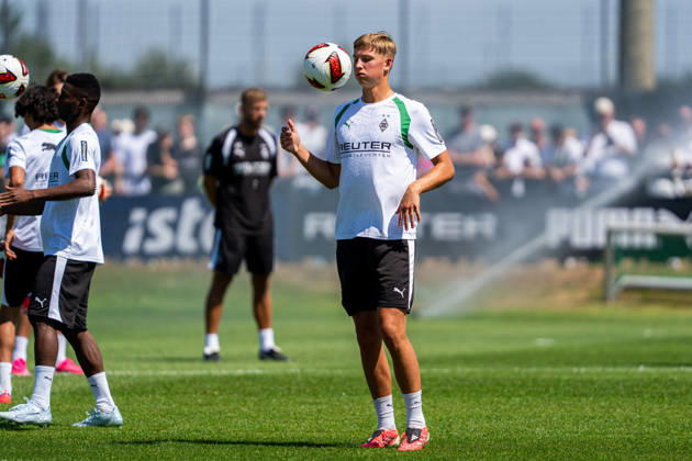 Jan Leszczynski (Borussia Moenchengladbach, 05) Trainingsauftakt VfL Borussia Moenchengladbach, Fussball, 1. Bundesliga, Saison 2026 2027, 12.07.2026 DFL REGULATIONS PROHIBIT ANY USE OF PHOTOGRAPHS AS IMAGE SEQUENCES AND OR QUASI-VIDEO Trainingsauftakt VfL Borussia Moenchengladbach, Fussball, 1. Bundesliga, Saison 2026 2027, 12.07.2026 Moenchengladbach Copyright: xEibner-Pressefoto J.xDerondeaux EP_JDU