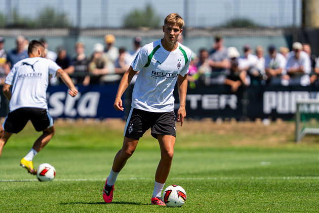 Jan Leszczynski (Borussia Moenchengladbach, 05) Trainingsauftakt VfL Borussia Moenchengladbach, Fussball, 1. Bundesliga, Saison 2026 2027, 12.07.2026 DFL REGULATIONS PROHIBIT ANY USE OF PHOTOGRAPHS AS IMAGE SEQUENCES AND OR QUASI-VIDEO Trainingsauftakt VfL Borussia Moenchengladbach, Fussball, 1. Bundesliga, Saison 2026 2027, 12.07.2026 Moenchengladbach Copyright: xEibner-Pressefoto J.xDerondeaux EP_JDU