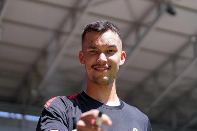 Mio Backhaus (SC Freiburg) , Deutschland, Fussball, 1. Bundesliga, 2026 2027, SC Freiburg, Öffentliches Training, 12.07.2026, Europa-Park Stadion, Freiburg Freiburg Europa-Park Stadion Baden-Württemberg Deutschland Copyright: xArnexAmbergx