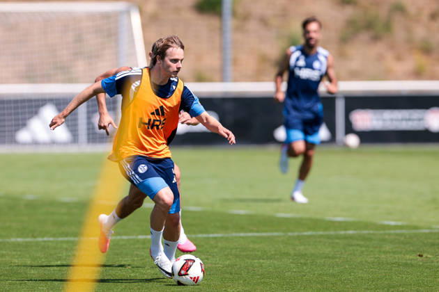 15.07.2026, Fussball, Training des FC Schalke 04. Finn Porath (FC Schalke 04). Gelsenkirchen Trainingsgelände FC Schalke 04 NRW Deutschland xRHR-FOTO YYx Copyright: RHR-FOTOx RHR-FOTO YY