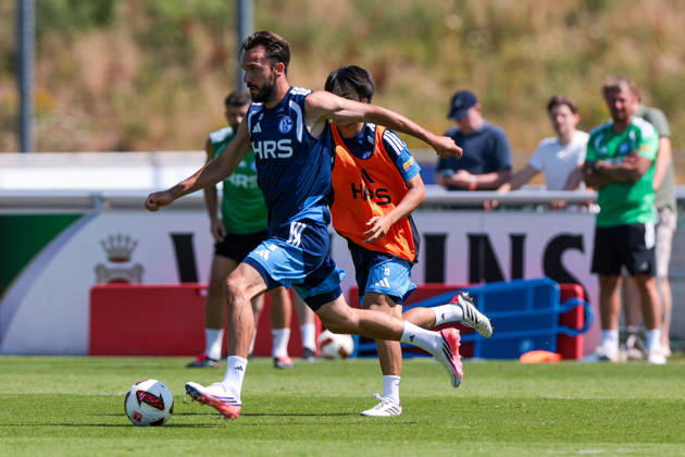 15.07.2026, Fussball, Training des FC Schalke 04. Kenan Karaman (FC Schalke 04). Gelsenkirchen Trainingsgelände FC Schalke 04 NRW Deutschland xRHR-FOTO YYx Copyright: RHR-FOTOx RHR-FOTO YY