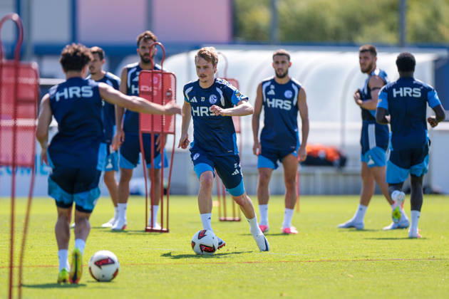 15.07.2026, Fussball, Training des FC Schalke 04. Finn Porath (FC Schalke 04). Gelsenkirchen Trainingsgelände FC Schalke 04 NRW Deutschland xRHR-FOTO YYx Copyright: RHR-FOTOx RHR-FOTO YY
