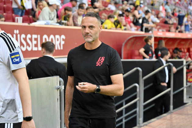 Trainer Alexander Ende (Fortuna Duesseldorf) 25.07.2026, Fussball, Saison 2026 2027, Testspiel, Fortuna Düsseldorf - Borussia Dortmund 2:1 Duesseldorf Nordrhein Westfalen Deutschland