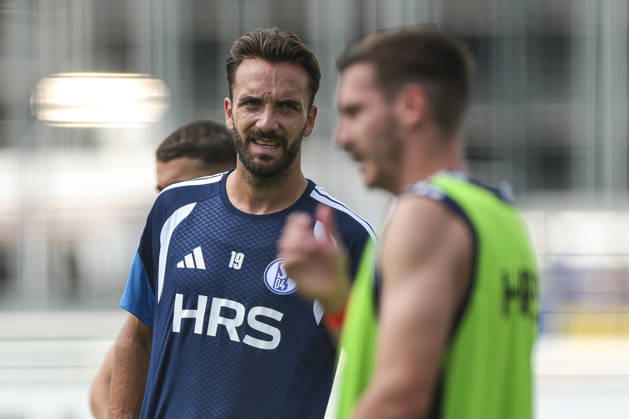 30.07.2026, Fussball, Training des FC Schalke 04. Kenan Karaman (FC Schalke 04). Gelsenkirchen Trainingsgelände FC Schalke 04 NRW Deutschland xRHR-FOTO YYx Copyright: RHR-FOTOx RHR-FOTO YY