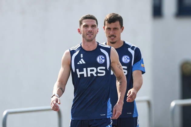 30.07.2026, Fussball, Training des FC Schalke 04. Robin Gosens (FC Schalke 04). Gelsenkirchen Trainingsgelände FC Schalke 04 NRW Deutschland xRHR-FOTO YYx Copyright: RHR-FOTOx RHR-FOTO YY