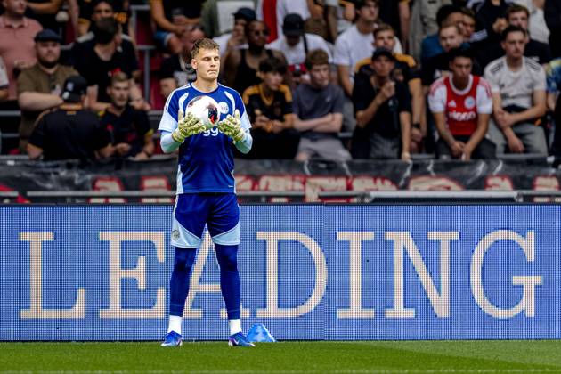 AMSTERDAM - AFC Ajax Amsterdam goalkeeper Maarten Paes during the Conference League match between AFC Ajax and FK Vojvodina at the Johan Cruijff ArenA on July 30, 2026 in Amsterdam, the Netherlands. (Photo by DeFodi Images) -