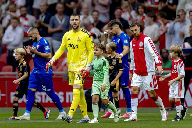 AMSTERDAM - AFC Ajax Amsterdam goalkeeper Maarten Paes during the Conference League match between AFC Ajax and FK Vojvodina at the Johan Cruijff ArenA on July 30, 2026 in Amsterdam, the Netherlands. (Photo by DeFodi Images) -