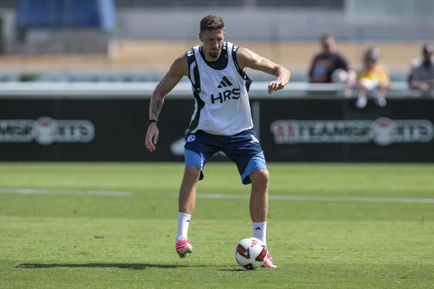 04.08.2026, Fussball, Training des FC Schalke 04. Janik Bachmann (FC Schalke 04). Gelsenkirchen Trainingsgelände FC Schalke 04 NRW Deutschland xRHR-FOTO YYx Copyright: RHR-FOTOx RHR-FOTO YY