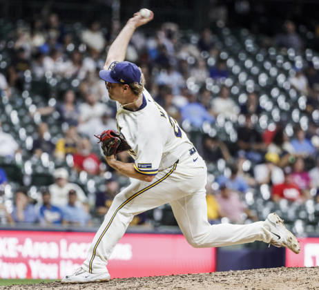 Milwaukee Brewers closing pitcher Trevor Megill throes in the ninth inning of the MLB, Baseball Herren, USA game between the Pittsburgh Pirates and the Milwaukee Brewers at American Family Field in Milwaukee, Wisconsin on Tuesday, August 4, 2026. The Brewers defeated the Pirates 4-2. MIL20260804835 TANNENxMAURY