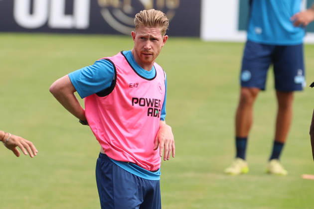 SSC Napoli Training Session Kevin De Bruyne of Napoli during a training session on Day of the preseason camp of SSC Napoli at stadio Patini in Castel di Sangro, Italy, on August 7, 2025. Castel di Sangro Abruzzo Italy Copyright: xCiroxDexLucax originalFilename:deluca-sscnapol260807_npCEP